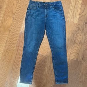 Universal Thread Medium Dark Skinny Jeans Size 10